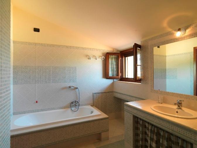 B&B La Casa Fra Gli Olivi Маршіано Екстер'єр фото